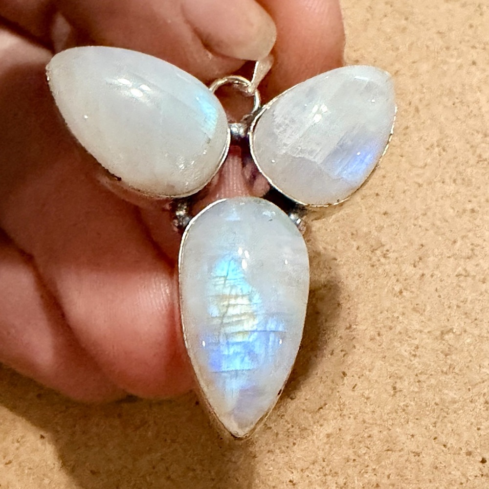 Outstanding XL Rainbow Moonstone Pendant Necklace